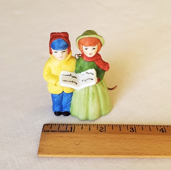 MMA 1992 Carolers Ornament Merry Christmas - Picture 5 of 9